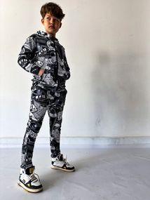 Дитячій спортивний костюм