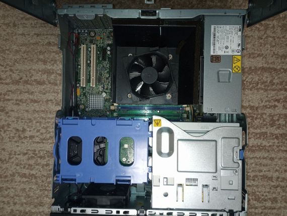 ПК Б-клас Lenovo ThinkCentre M82 SFF / Intel Core i5-3470 (4 ядра по 3.2 - 3.6 GHz) / 8 GB DDR3 / 500 GB HDD / Intel HD Graphics 2500 / DVD-RW б/в | Зображення 3