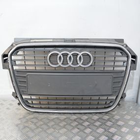 Решітка радіатора Audi A1 8X 2010-2015 Решітка переднього бампера Ауді а1 8х 8X0853651