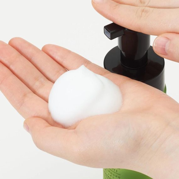 Пена для интимного ухода Iroha Intimate Wash Foam Type Damask Rose and Geranium 150 мл Royal Style | Зображення 6