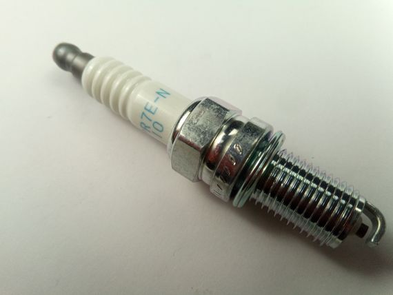 Свічка запалювання NGK V-Line 43 (DCPR7E-N-10) | Зображення 2