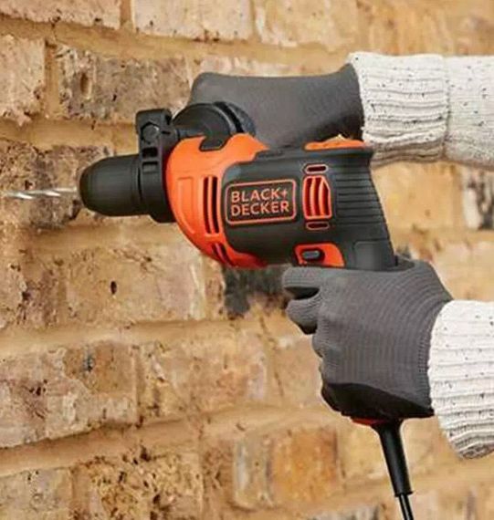 Дриль мережевий ударний Black&Decker BEH710 | Зображення 1