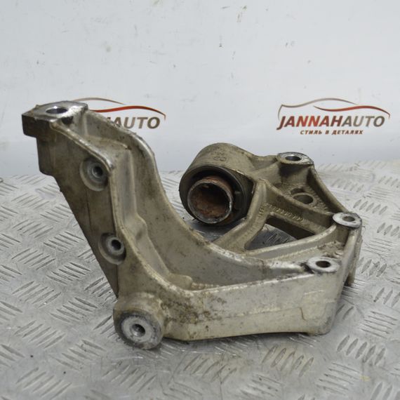 Важіль передньої підвіски правий Seat Cordoba Ibiza III IV кронштейн верхній Сеат Кордоба Ібіца 6Q0199294D | Зображення 3