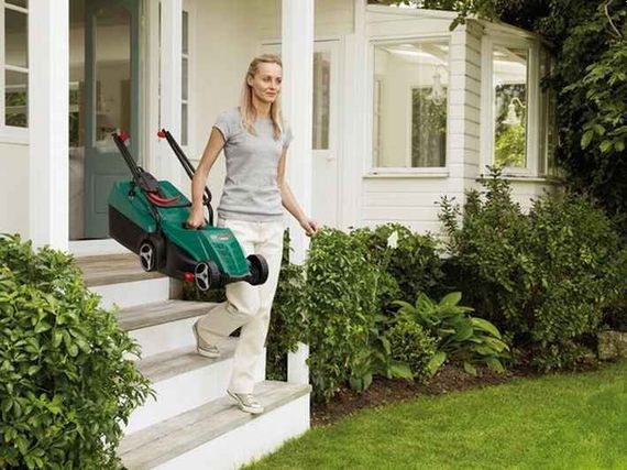 Газонокосилка Bosch ROTAK 32, 1200Вт, 20-60mm, захват 32 cm (0.600.885.B00) | Зображення 1