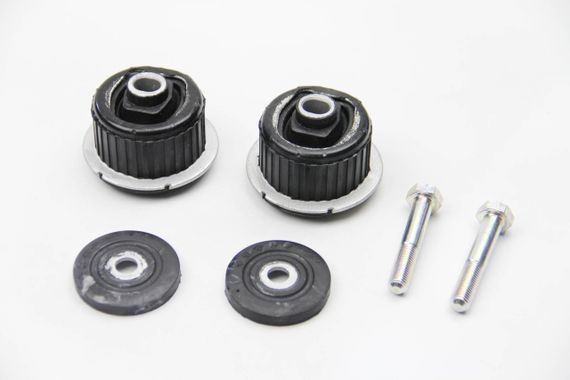 Сайлентблок задньої балки MB C (202)/124/190/CLK(208) 82-03 (передній к-кт 2 шт.), JP Group (1350100 | Зображення 1