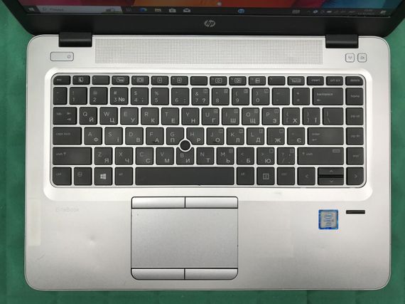 Ноутбук Б-клас HP EliteBook 840 G3 / 14" (1920x1080) IPS / Intel Core i5-6300U (2 (4) ядра по 2.4 - 3.0 GHz) / 8 GB DDR4 / 256 GB SSD / Intel HD Graphics 520 / WebCam / Fingerprint / DisplayPort б/в | Зображення 3