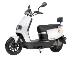 Електроскутер YADEA E8S (white)