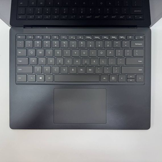 Ультрабук Microsoft Surface Laptop 3 / 13.5" (2256x1504) IPS / Intel Core i5-1035G7 (4 (8) ядра по 1.2 - 3.7 GHz) / 8 GB DDR4 / 256 GB SSD / Intel UHD Graphics / WebCam б/в | Зображення 3