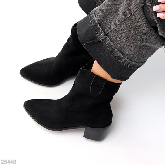 Чорні замшеві черевики козаки на флісі на середньому підборі | Зображення 2