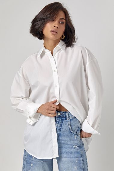 Класична однотонна жіноча сорочка з напівкруглим низом - білий цвет, L (є розміри)