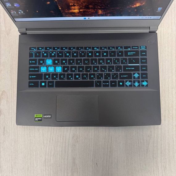 Игровой ноутбук Б-класс MSI Thin A15 B7UC / 15.6" (1920x1080) IPS / AMD Ryzen 5 7535HS (6 (12) ядер по 3.3 - 4.55 GHz) / 16 GB DDR5 / 512 GB SSD / nVidia GeForce RTX 3050, 4 GB GDDR6, 128-bit / WebCam б/у | Зображення 2