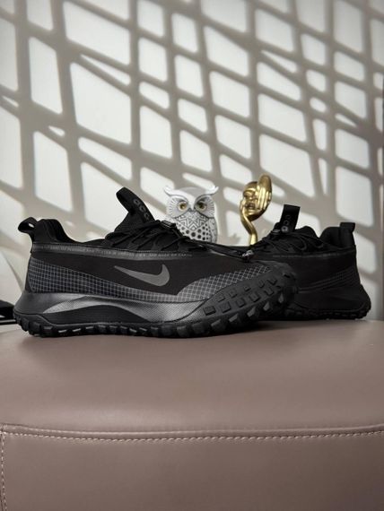 Кросівки ACG Mountain Fly Low GTX All Black , В'єтнам A4675  26,5 см 44 28 | Зображення 4