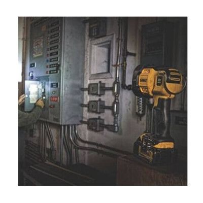 Фонарь DeWALT аккумуляторный , 18В XR Li-Ion, 90/1000 (без АКБ и ЗУ) (DCL043) | Зображення 3