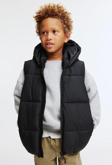 Дитячий стьобаний дутий жилет для хлопчика H&M 92 см Чорний (26031003A) | Зображення 2