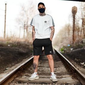 Футболка Adidas біла