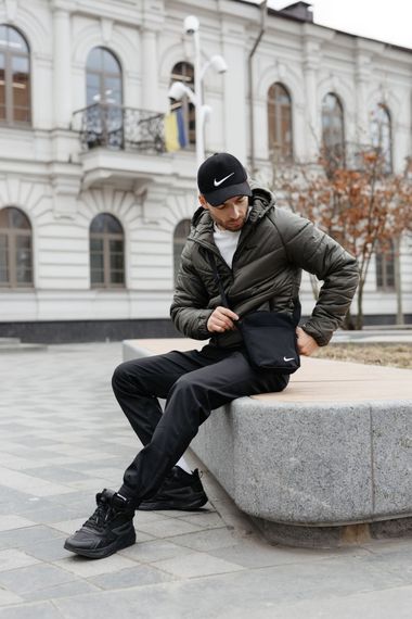 Комплект чоловічий: куртка Motion Nike хакі + штани "President" чорні. Барсетка у подарунок! (1882782072) | Зображення 3
