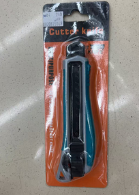 Канцелярський ніж будівельний міцний  17 мм зручний корпус HP-51-6