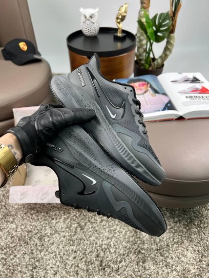 Мужские кроссовки Air Zoom Winflo 8 Shield Dark Grey Space весна / літо / осінь A3645 42 26,5 | Зображення 6