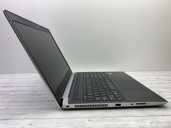 Ноутбук Б-класс HP ProBook 450 G5 / 15.6" (1920x1080) IPS / Intel Core i3-7100U (2 (4) ядра по 2.4 GHz) / 8 GB DDR4 / 240 GB SSD / Intel HD Graphics 620 / WebCam б/у | Зображення 3