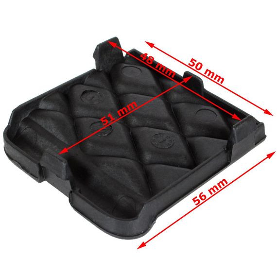 Ford Focus III 5-дверный хэтчбек (от 2011-) заглушка буксировочного крюка фаркопа в задний бампер Форд Фокус 3 | Зображення 2