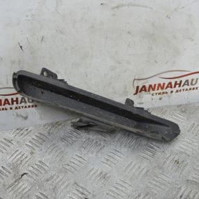 Накладка бампера передня права Mazda 6 GH 2008-2013 Молдинг заглушка переднього бампера Мазда 6 GS1M50101