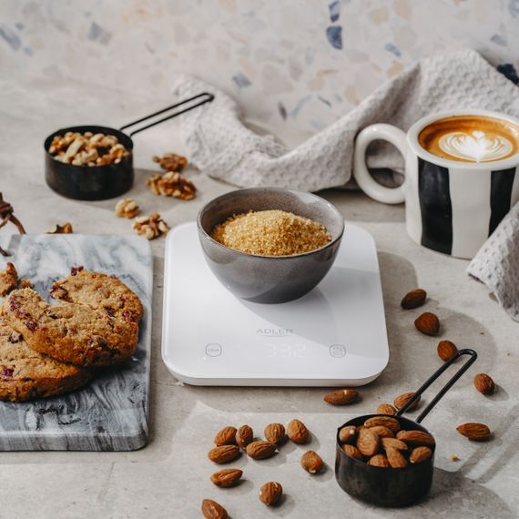 Ваги кухонні електронні Adler AD 3181 білі до 10 кг зі скляною платформою | Зображення 6