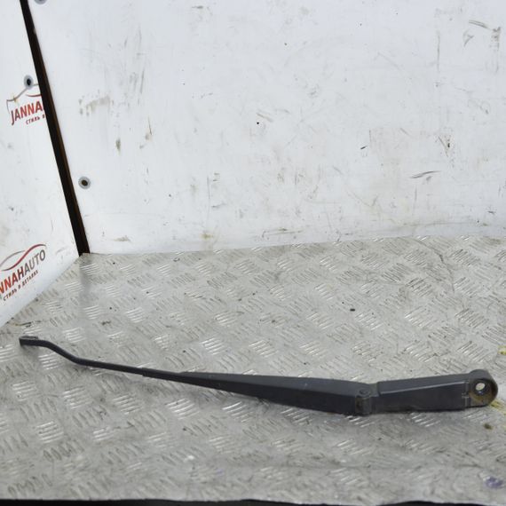 Повідець склоочисника лівий Nissan Navara Pathfinder 2005-2014 Щіткотримач Ніссан Навара 39569LHD