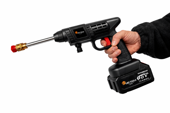Акумуляторна мийка високого тиску LEO TOOLS 48V портативний мийний апарат для авто садовий обприскувач | Зображення 2