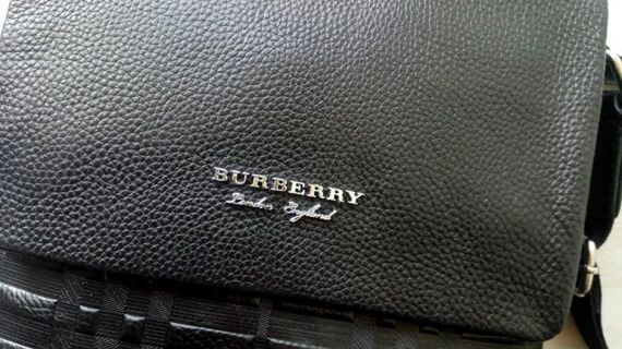 Мужская кожаная сумка Burberry black | Зображення 1