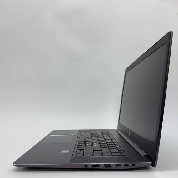 Мобільна робоча станція HP ZBook Studio G3 / 15.6" (1920x1080) IPS / Intel Core i7-6820HQ (4 (8) ядра по 2.7 - 3.6 GHz) / 16 GB DDR4 / 512 GB SSD / nVidia Quadro M1000M, 4 GB GDDR5, 128-bit / WebCam б/в + Подарунок Мишка та килимок | Зображення 4