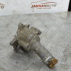 Корпус термостата 2.5 DCI Nissan Navara 2005-2010 Корпус термостата Ніссан Навара RE224401