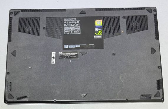 Игровой ноутбук Б-класс MSI GS63 Stealth 8RE / 15.6" (1920x1080) IPS / Intel Core i7-8750H (6 (12) ядер по 2.2 - 4.1 GHz) / 16 GB DDR4 / 512 GB SSD / nVidia GeForce GTX 1060, 6 GB GDDR5, 192-bit / WebCam / Win 11 Pro б/у | Зображення 2