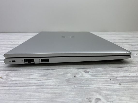 Ультрабук Б-клас HP ProBook 440 G10 / 14" (1920x1080) IPS / Intel Core i5-1335U (10 (12) ядер по 3.4 - 4.6 GHz) / 16 GB DDR4 / 256 GB SSD / Intel Iris Xe Graphics / WebCam б/в | Зображення 5