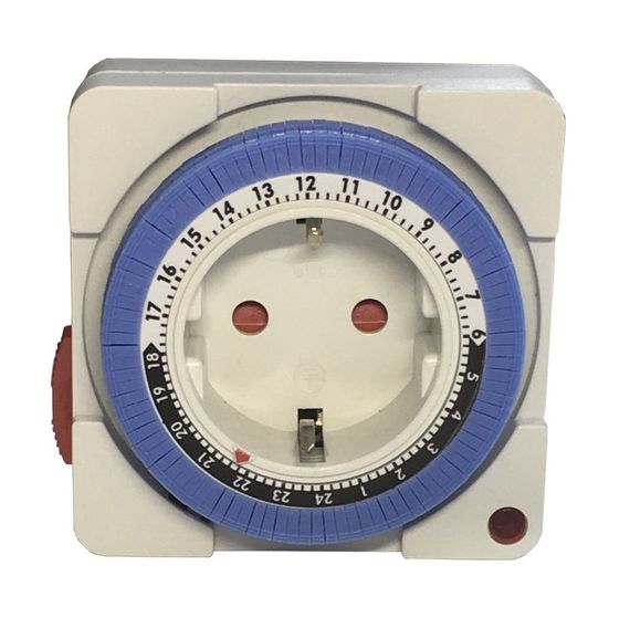 Розетка-таймер механическая сутки 15M/24H 48 ON/OFF 16A 230V Ny95000918