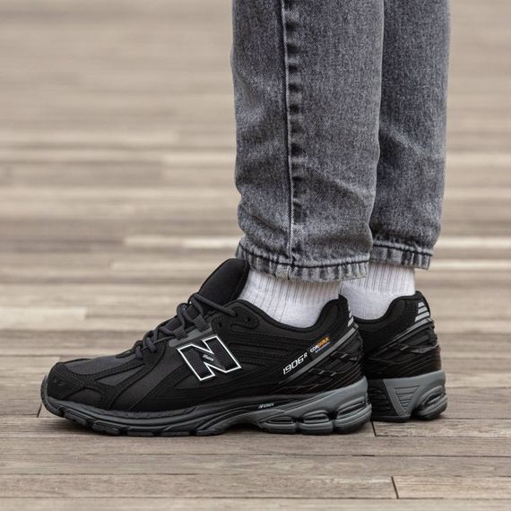 Демісезонні кросівки New Balance Cordura чорні | Зображення 2