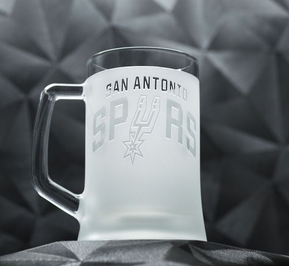 Подарунковий келих для пива 670 мл з гравіюванням лого баскетбольного клубу НБА Сан-Антоніо | Зображення 2