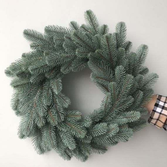 Вінок новорічний різдвяний Lux з литої хвої d-50 см блакитний | Зображення 2