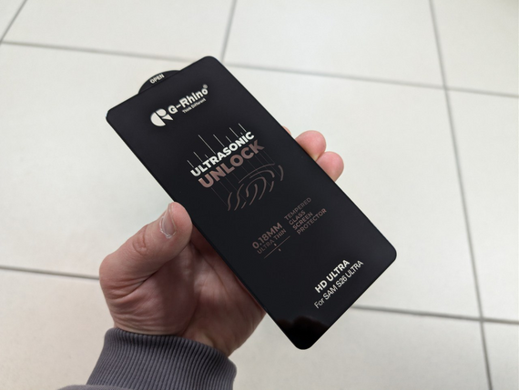 Защитное стекло для Samsung Galaxy S26 Ultra / Самсунг Галакси С26 Ультра, G-Rhino, полное покрытие, 5D, черная рамка