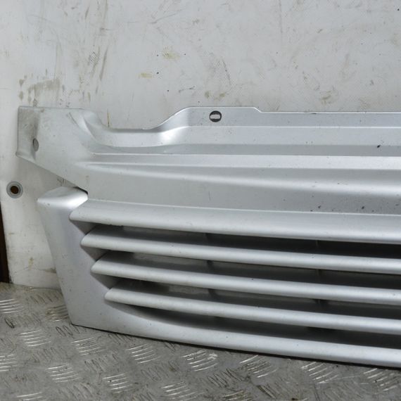 Решітка радіатора Volkswagen Transporter T4 1996-2003 Решітка переднього бампера Фольксваген т4 7D0853651 | Зображення 1