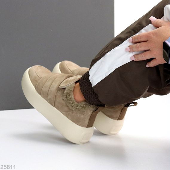 М'які замшеві бежеві автоледі на хутрі на платформі | Зображення 2