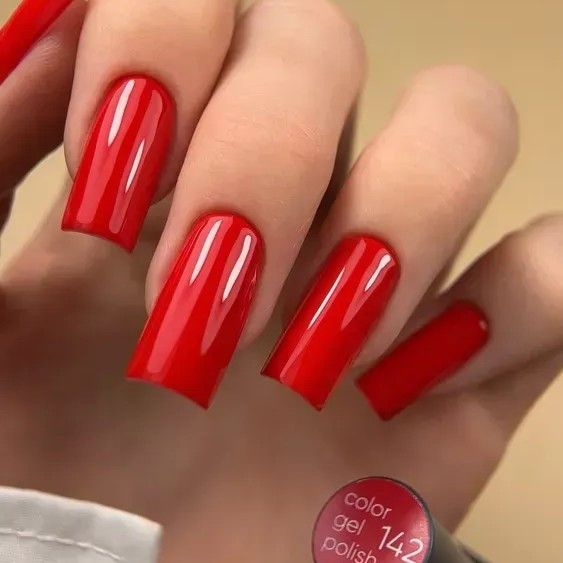 Гель-лак Valeri 142 "Червоний оксамит" 6мл