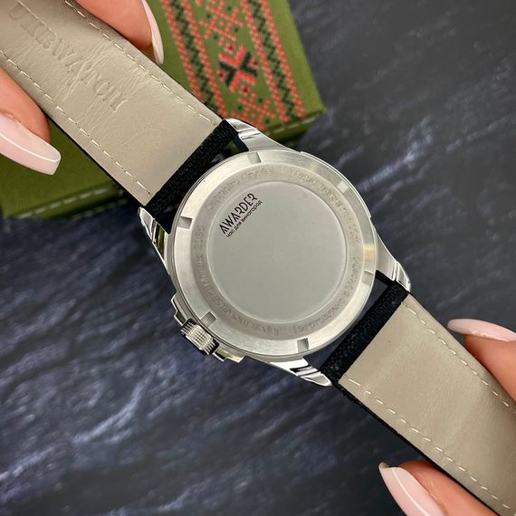 Патріотичний наручний годинник Awarder Embroidery Silver-Red Black Battery 10ATM | Зображення 7