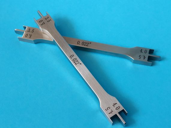 Позиционер для брекетов металлический вилочкообразный (Bracket Gauge) .022", 1  шт.