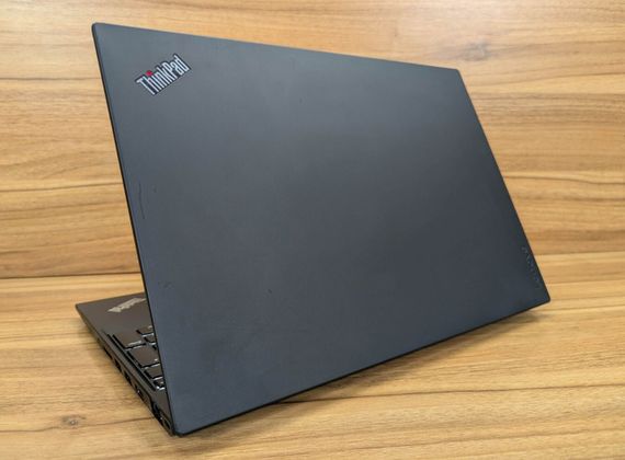 Ультрабук Lenovo ThinkPad T580 / 15.6" (1920x1080) IPS / Intel Core i7-8650U (4 (8) ядра по 1.9 - 4.2 GHz) / 16 GB DDR4 / 512 GB SSD / Intel UHD Graphics 620 / WebCam / TouchID / Windows 10 б/в + Подарунок Бездротова миша USB | Зображення 6