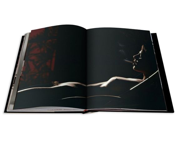 Книга фотоальбоми відомих фотографів Франсіс Джакобетті Giacobetti. Jerome Neutres книги про ню фотографів | Зображення 3