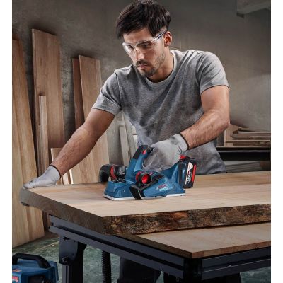 Электрорубанок Bosch GHO 185-LI, 18В, 82мм, строгание до 2.6мм, паз до 9мм (без АКБ и ЗУ) (0.601.5B5.021) | Зображення 2