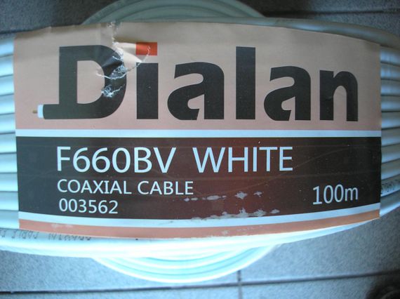 Коаксіальний кабель Dialan F660BV CCS 1.02 мм 75 Ом 100 м | Зображення 1