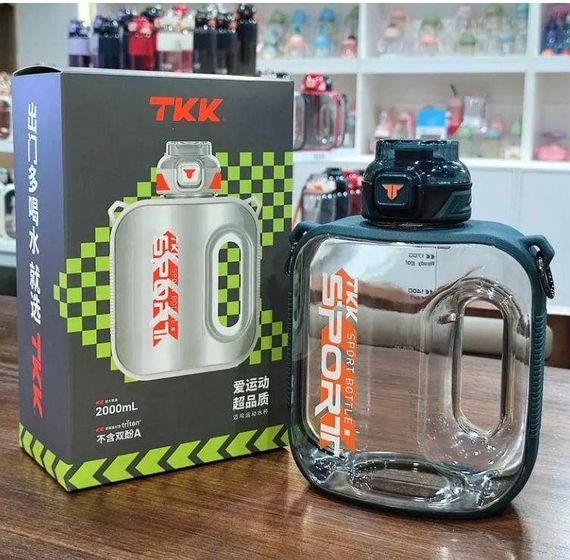 Спортивная бутылка для воды TKK Sport 1000 мл из Тритана (BPA Free), зеленая квадратная бутылка с трубочкой и ремешком | Зображення 3