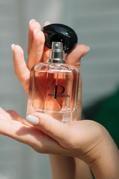 Женская парфюмерная вода Farmasi Her Passion 60 мл | Зображення 2