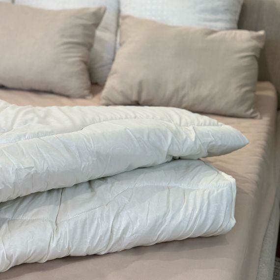 Ковдра двоспальна вовняна Viluta Comfort 21422 170x210 см бежева | Зображення 1